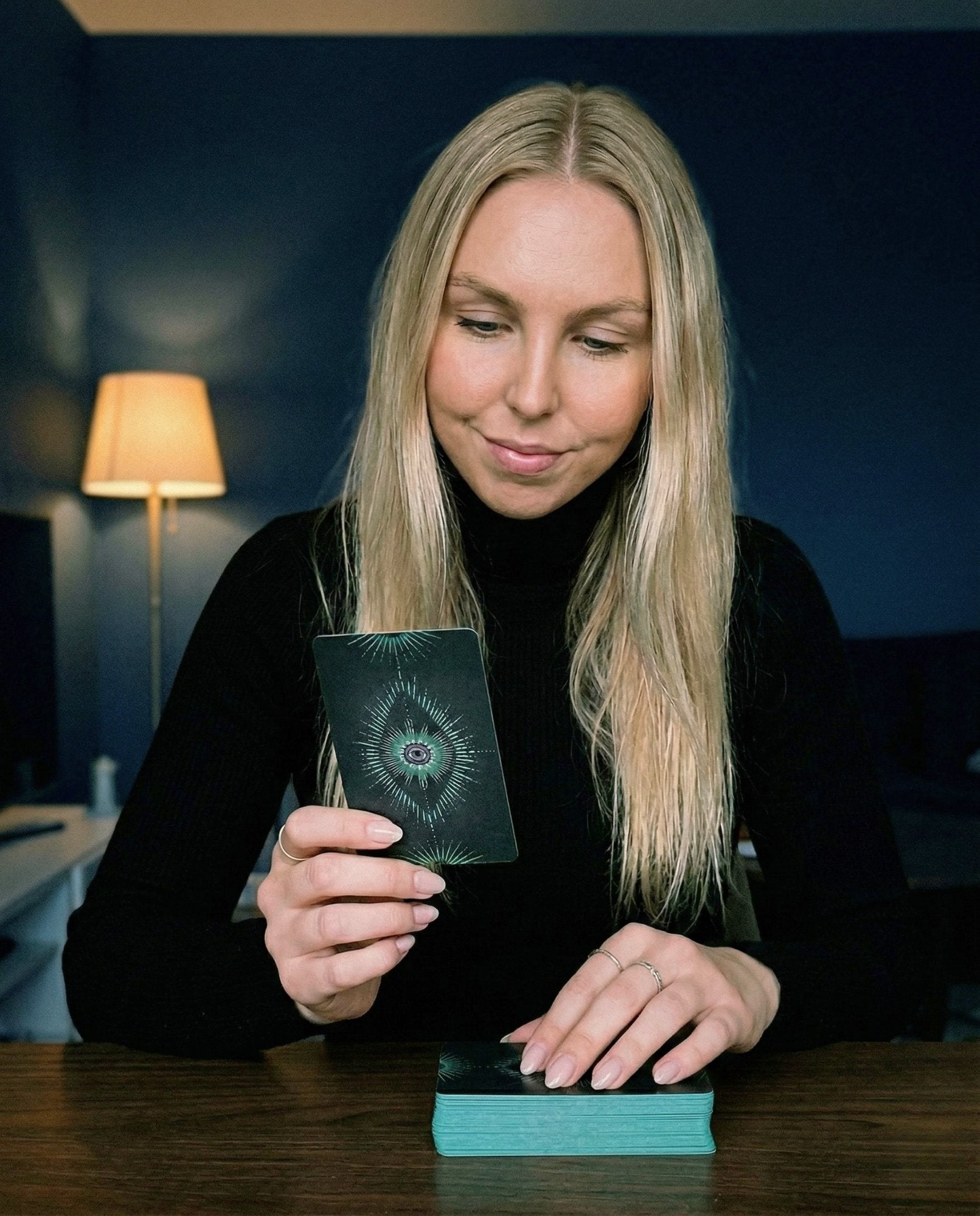 Madeleine - Tarot Reader